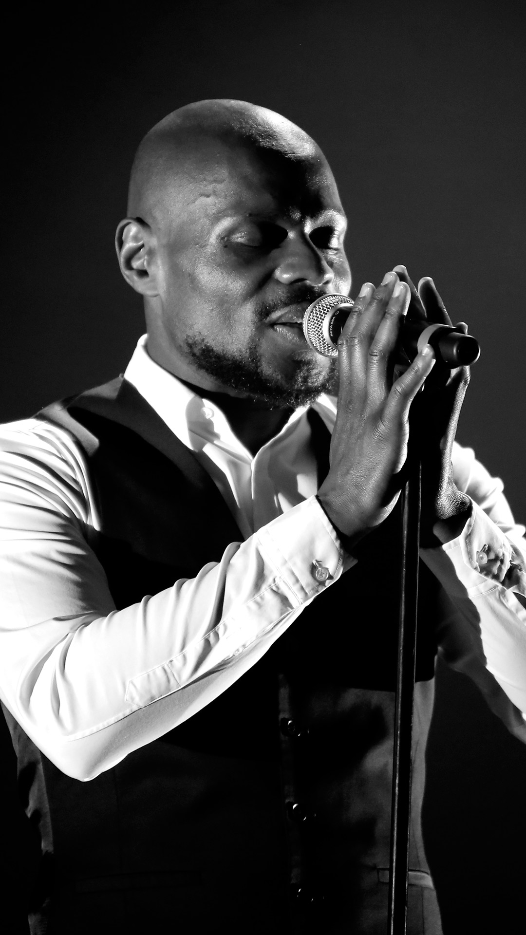 KERY JAMES